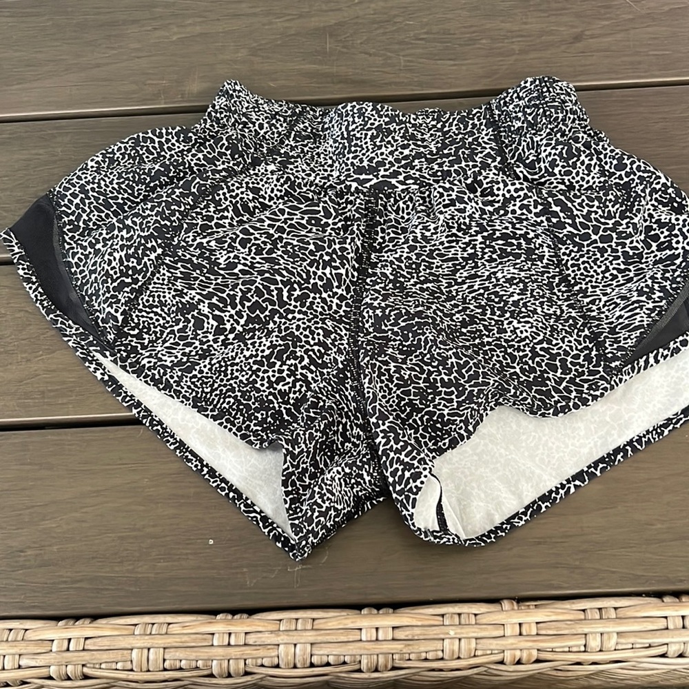 Lululemon hottie shorts